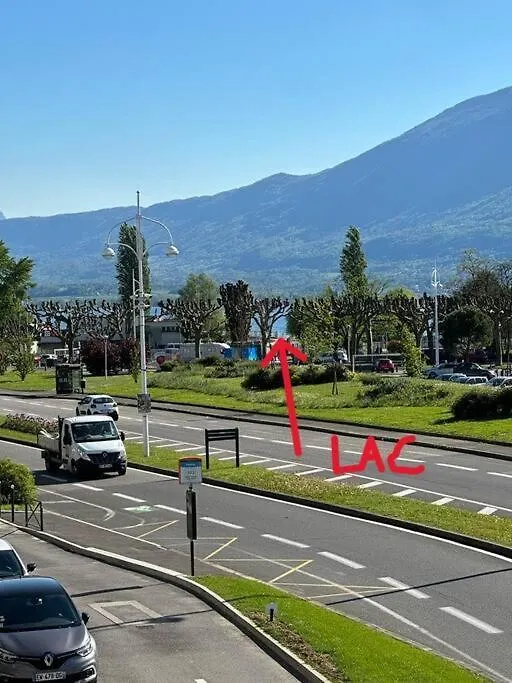 Apartment Aix Les Bains Bel Appartement 3 Pieces Face Au Lac Aix-les-Bains